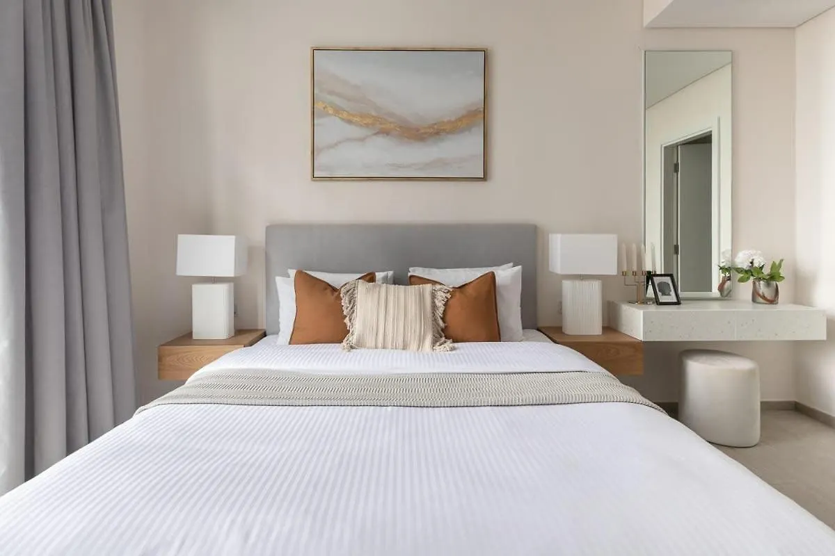 Frank Porter - Wilton Terraces 1 Dubai Apartment